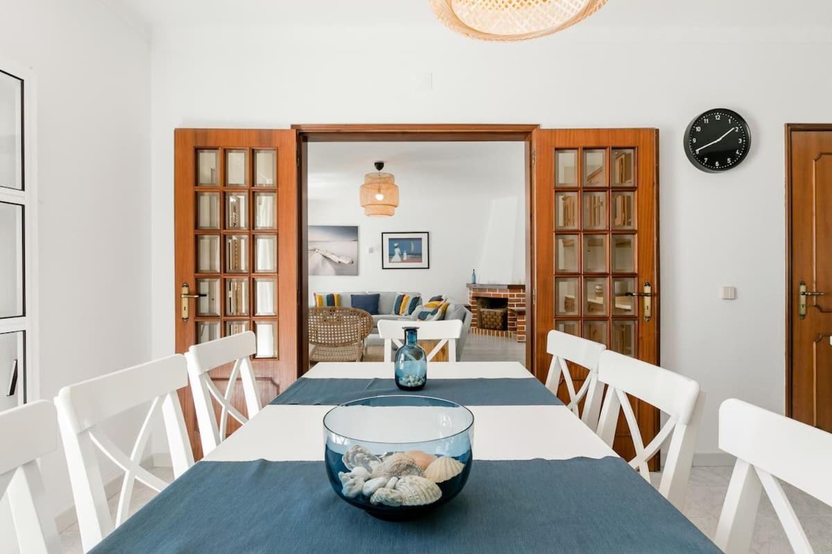 Beachfront Villa With Private Pool In Manta Rota Vila Nova de Cacela Exteriör bild