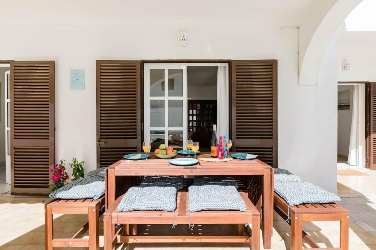 Beachfront Villa With Private Pool In Manta Rota Vila Nova de Cacela Exteriör bild
