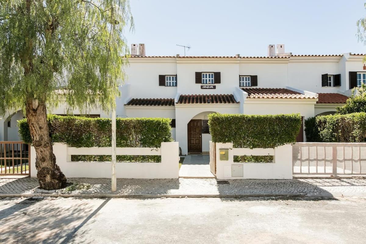 Beachfront Villa With Private Pool In Manta Rota Vila Nova de Cacela Exteriör bild