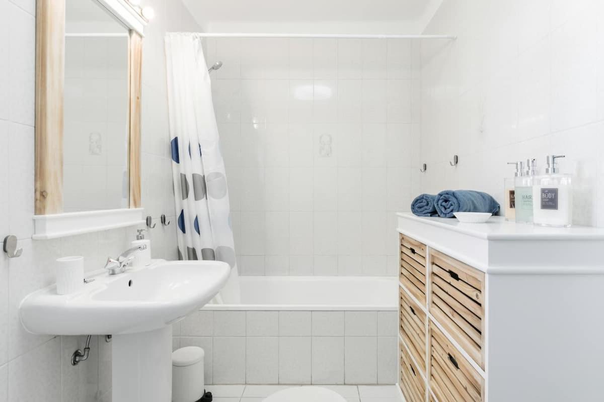 Beachfront Villa With Private Pool In Manta Rota Vila Nova de Cacela Exteriör bild